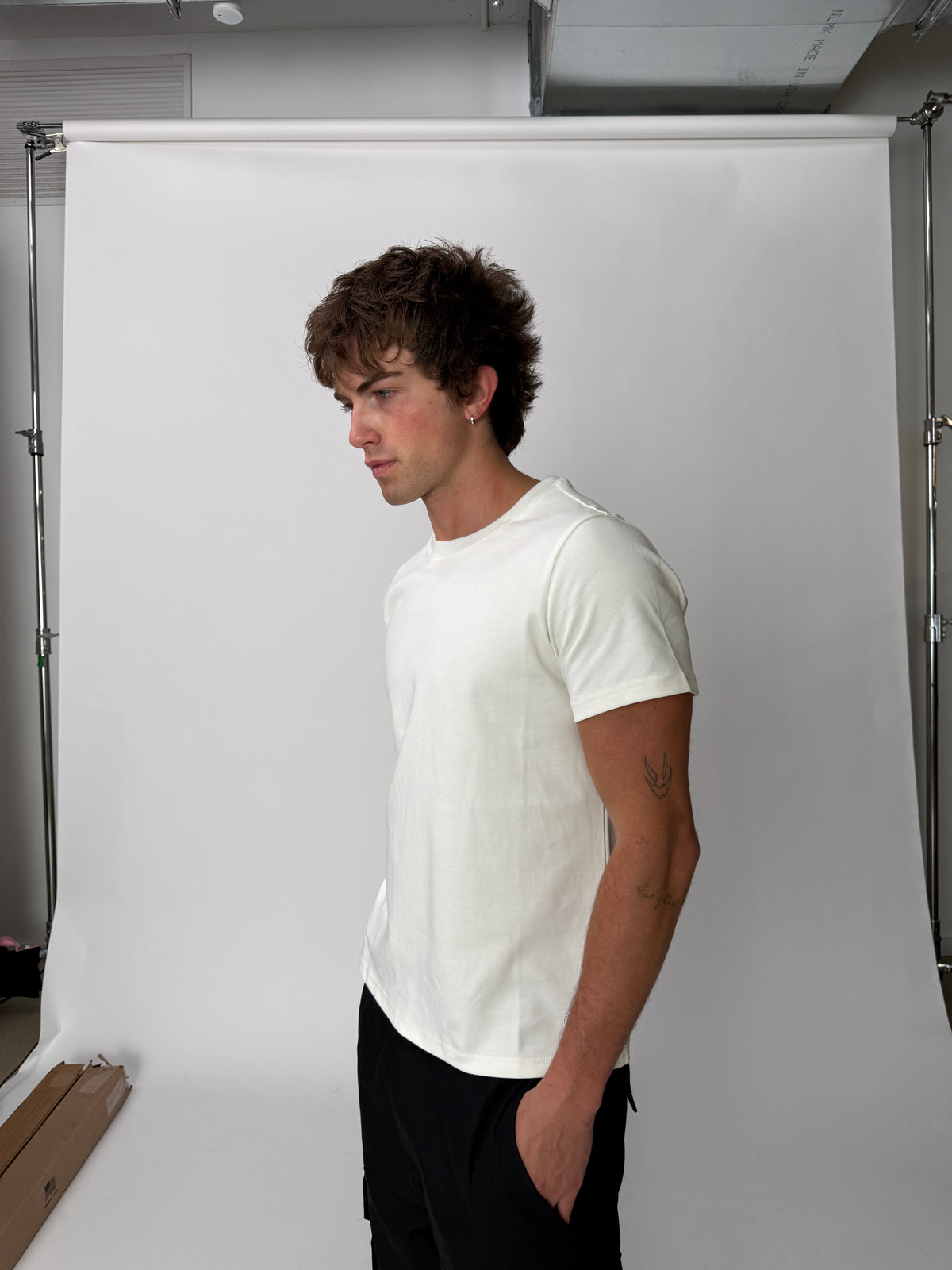 MUSCLE CROP TEE WHITE
