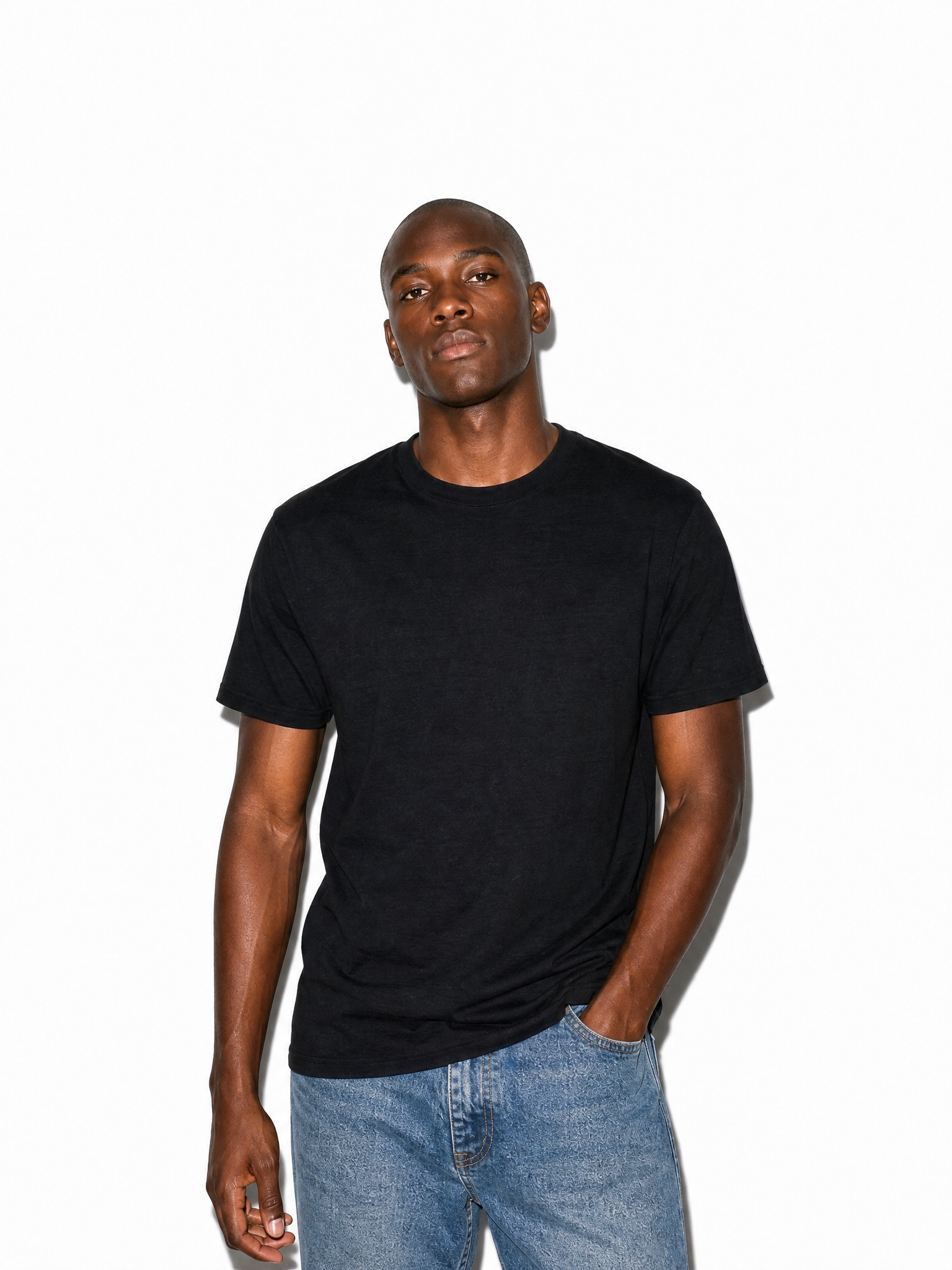 RELAXED TEE
