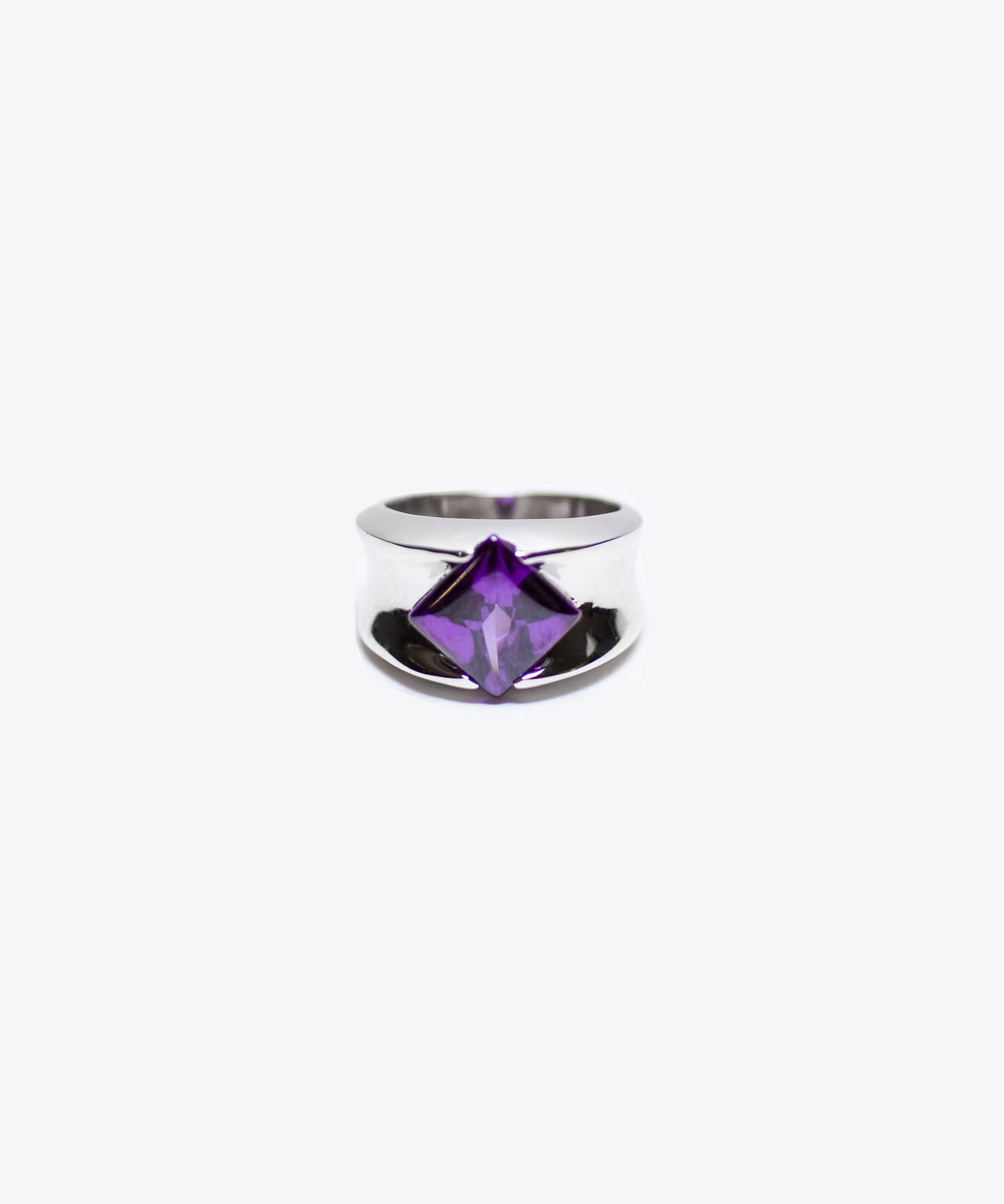 SHAMI - 
        
          
            The Petro Violet Ring