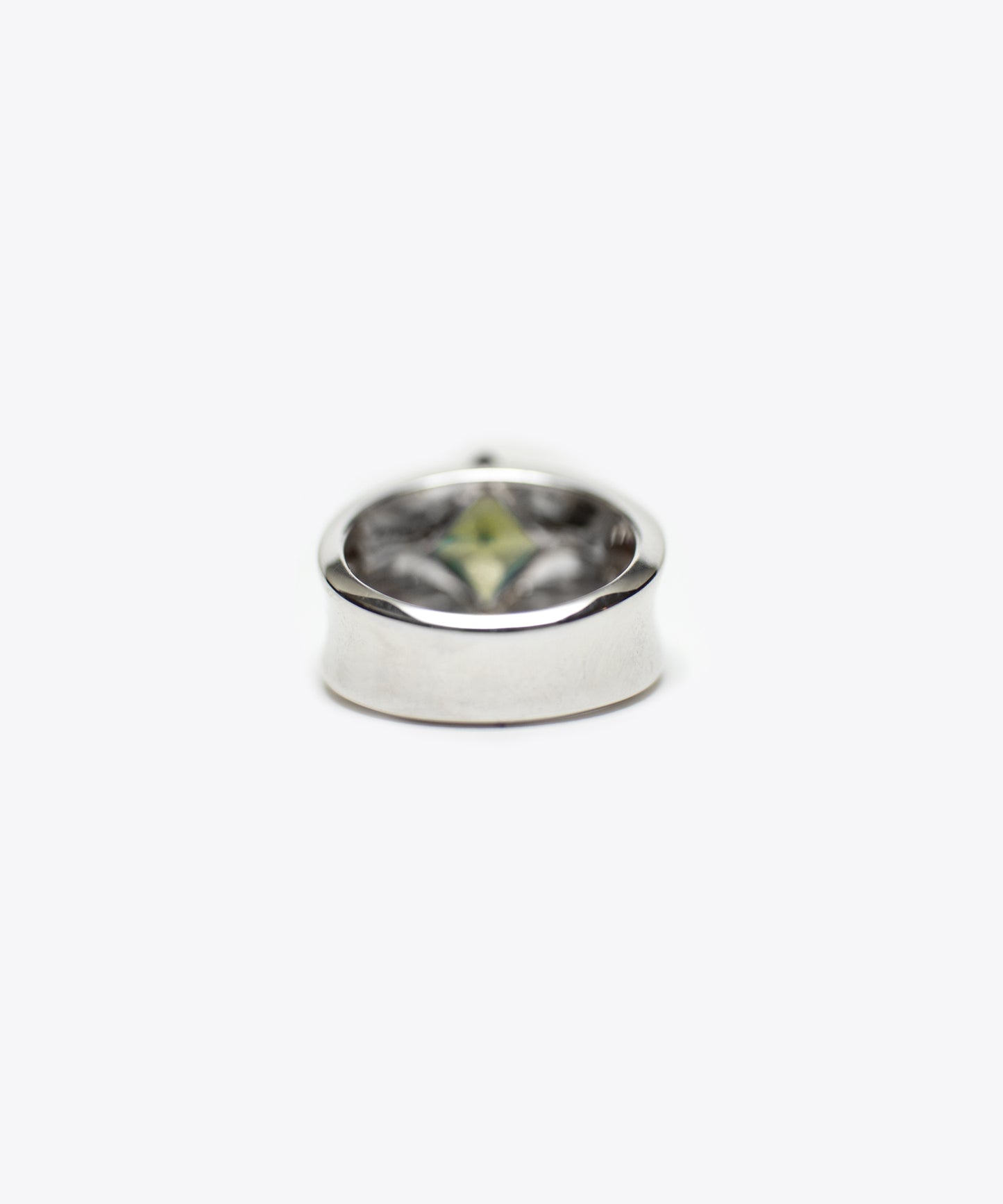 The Petro Chartreuse Ring