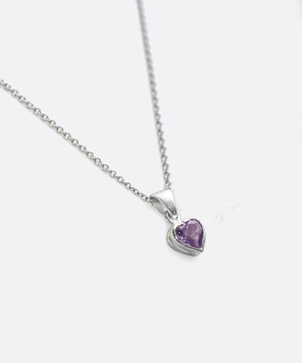 SHAMI Jewelry - Tiny Purple Heart Pendant Necklace