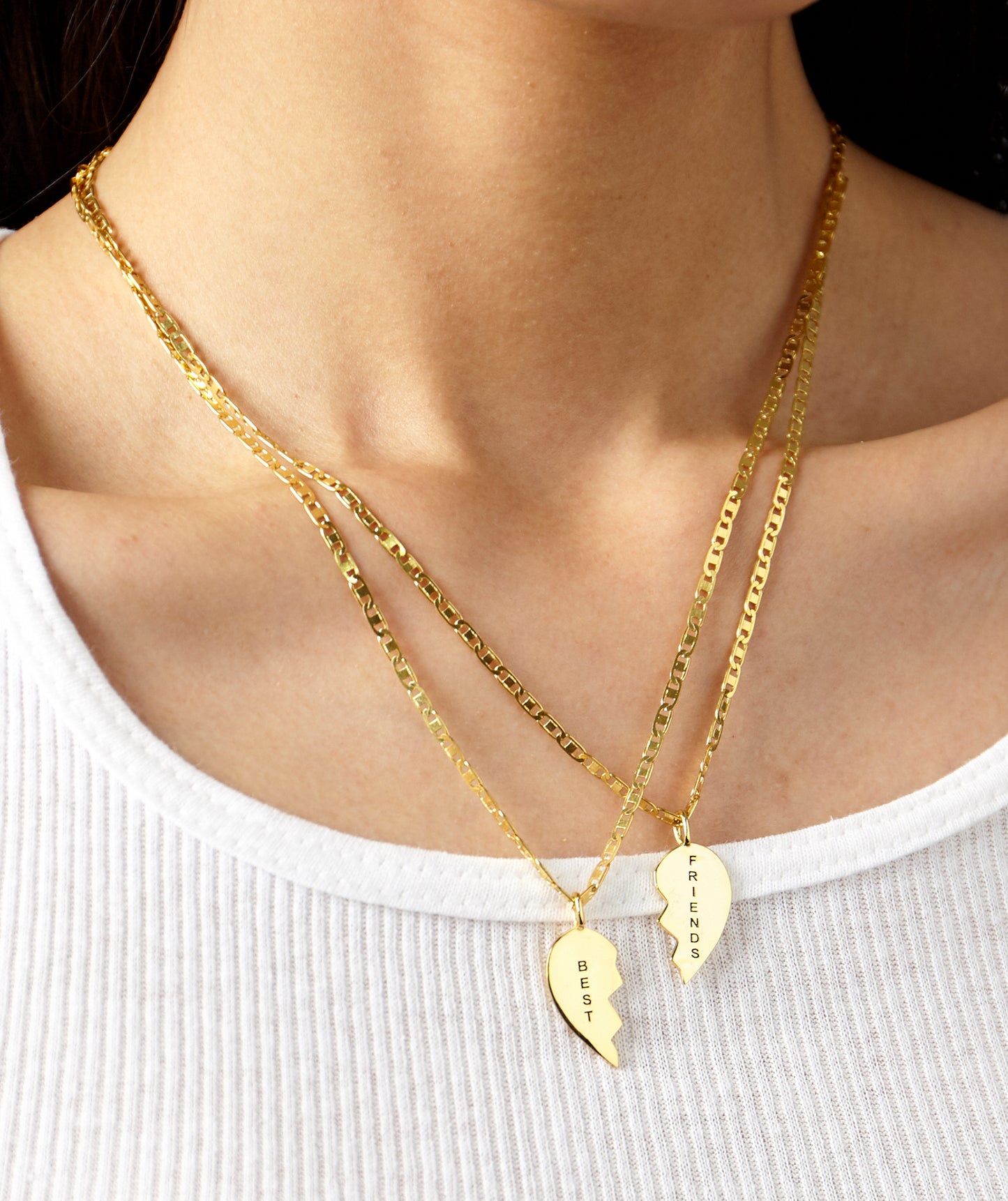 Friends Necklace Set