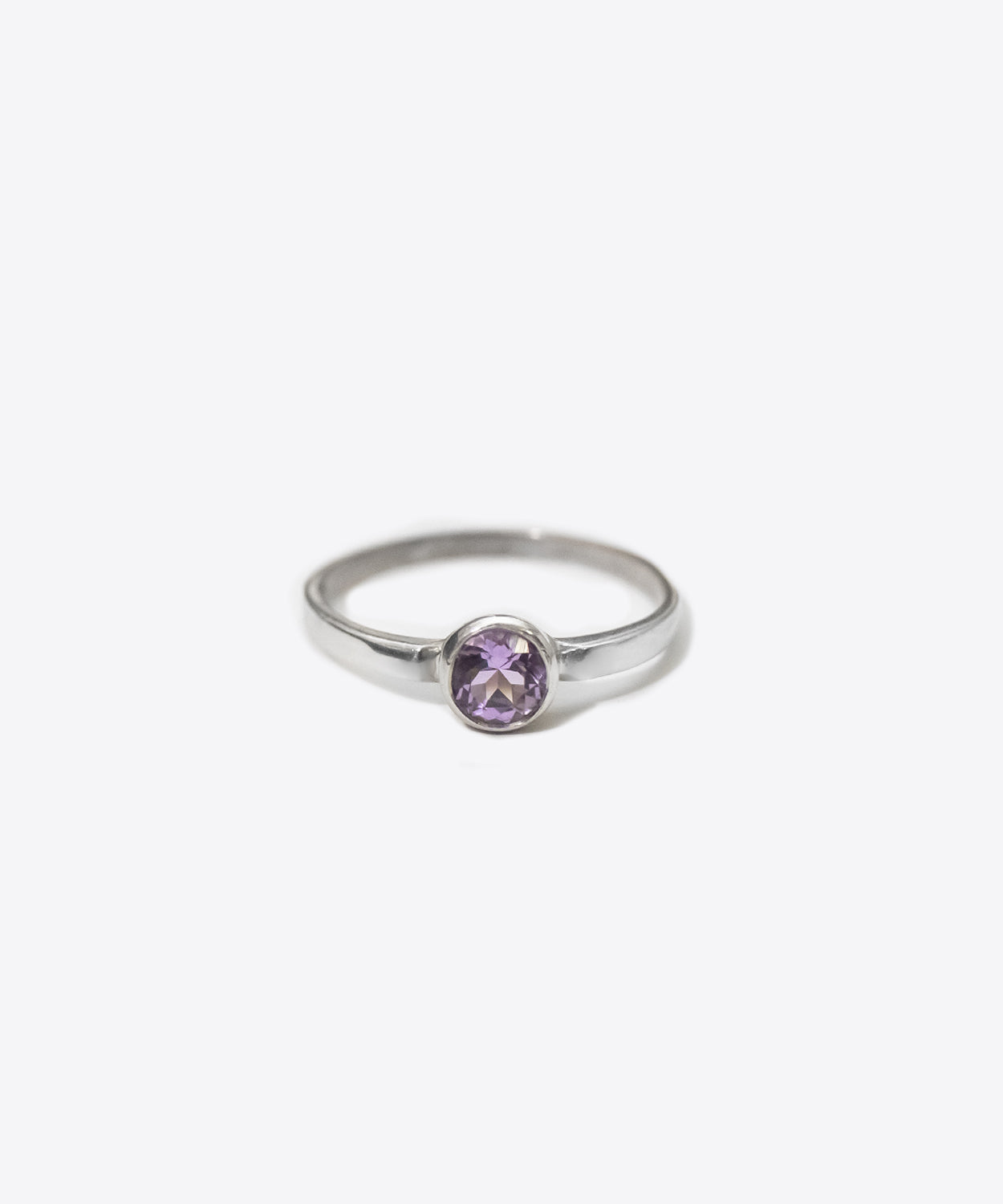 SHAMI - 
        
          
            Everyday Circle Amethyst Stone Ring