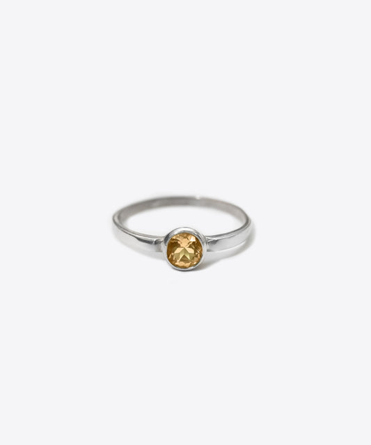 Everyday Circle Citrine Stone Ring