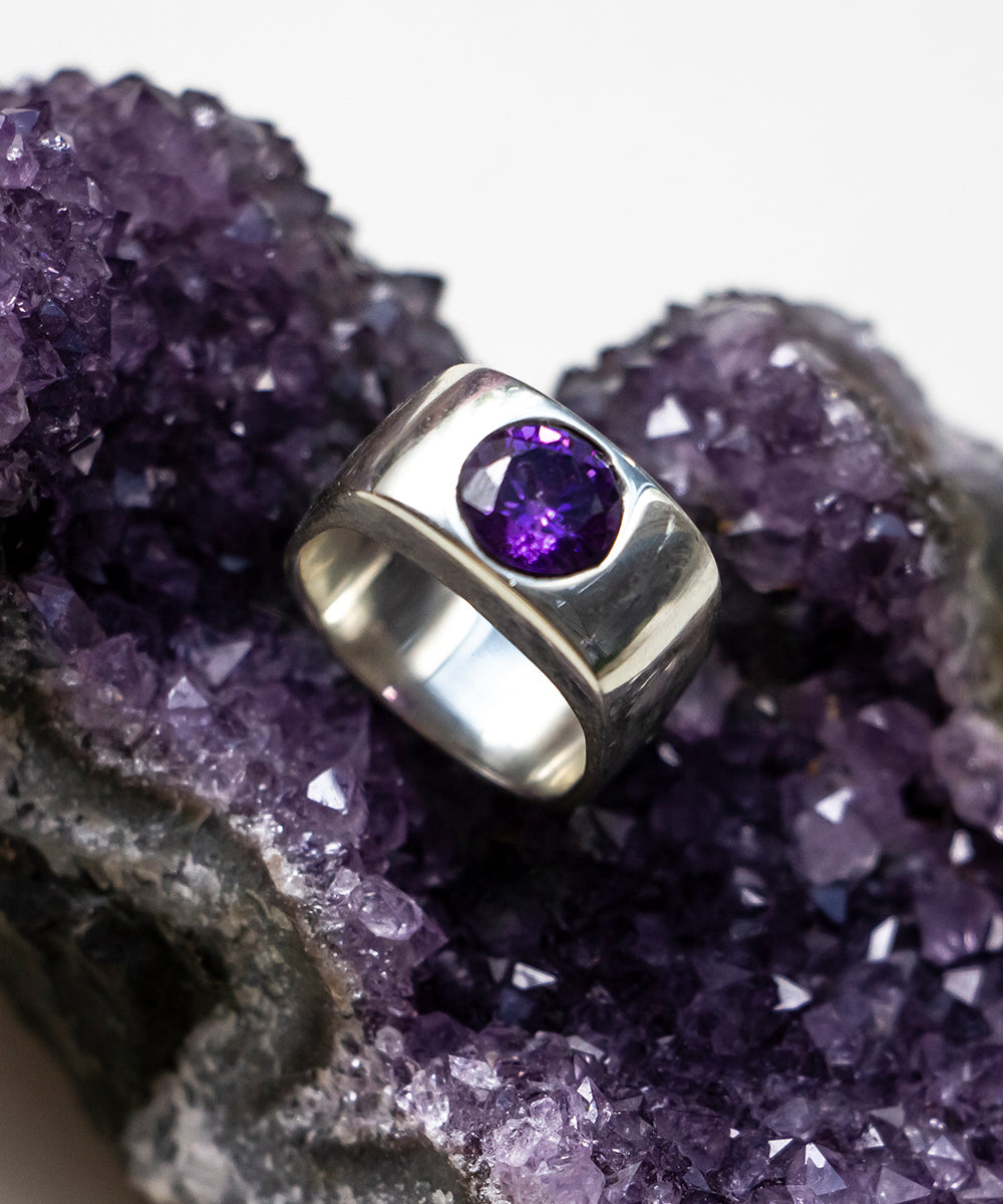 Suez Purple Stone Ring