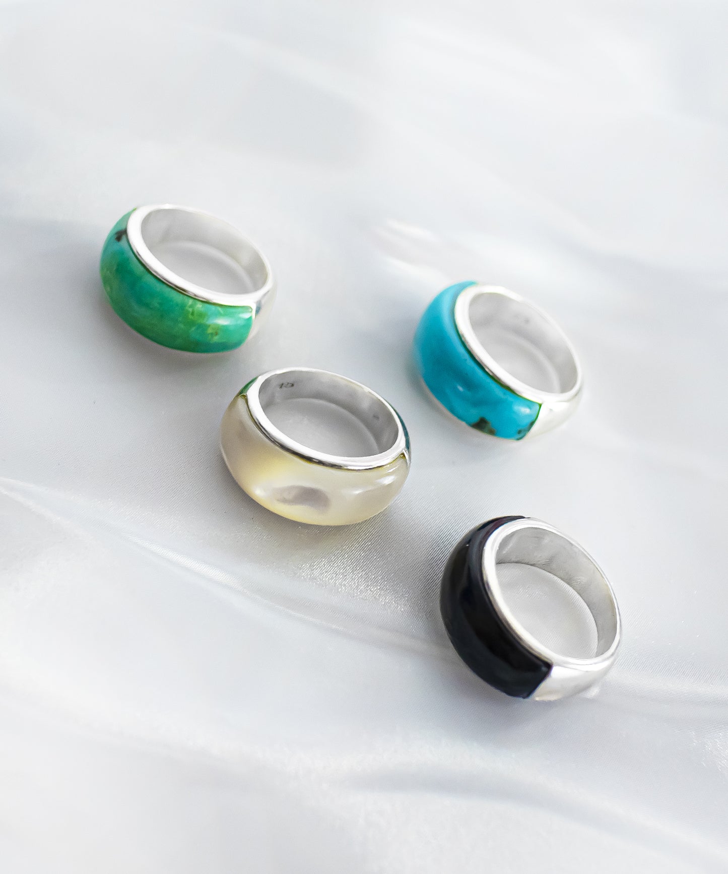 Onyx Classic Tube Ring