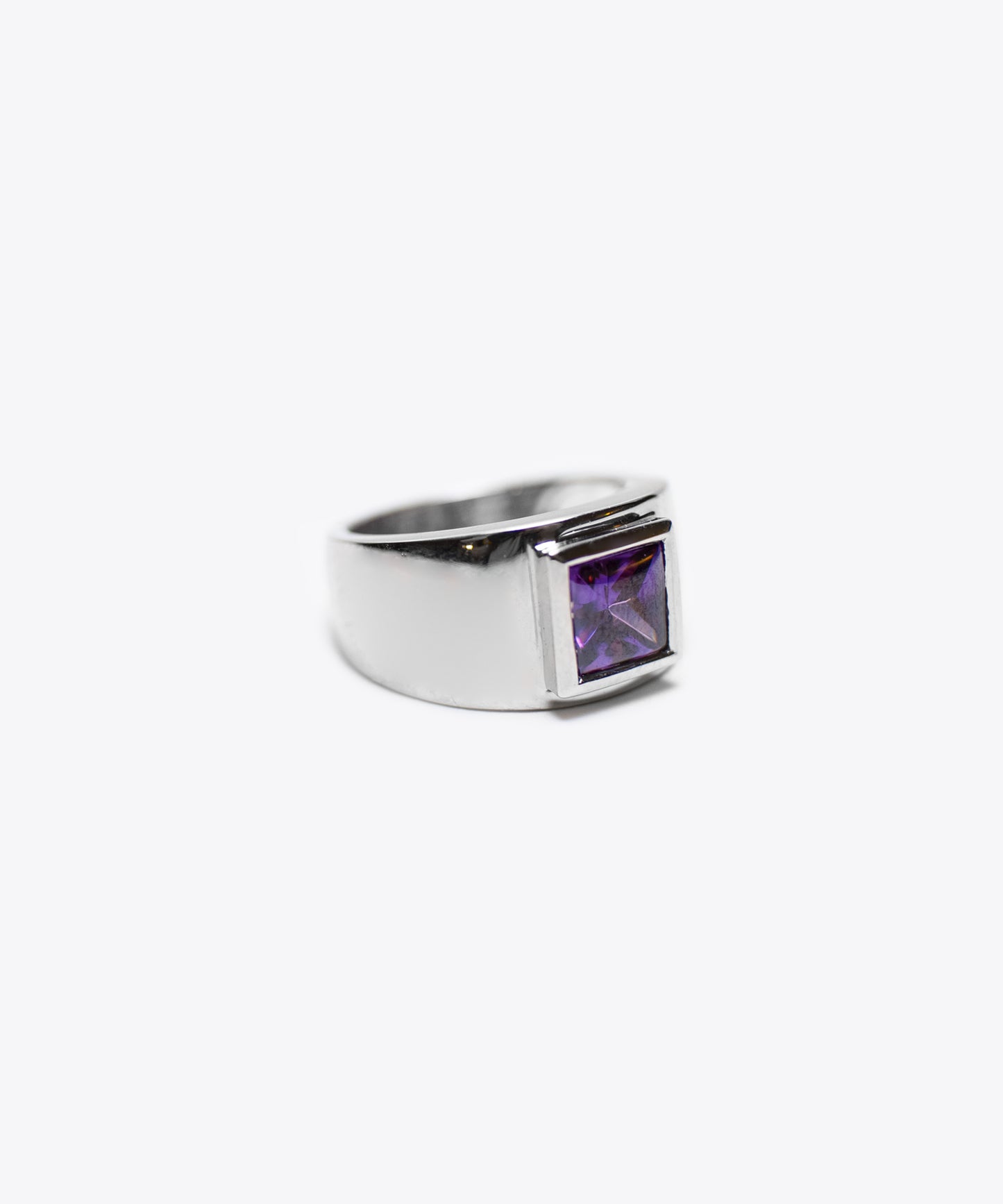 The Midan Violet Ring