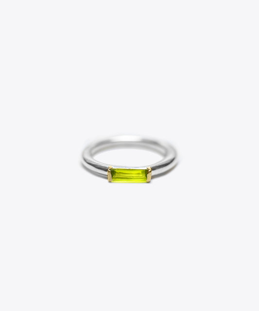 Dainty Baguette Peridot Ring